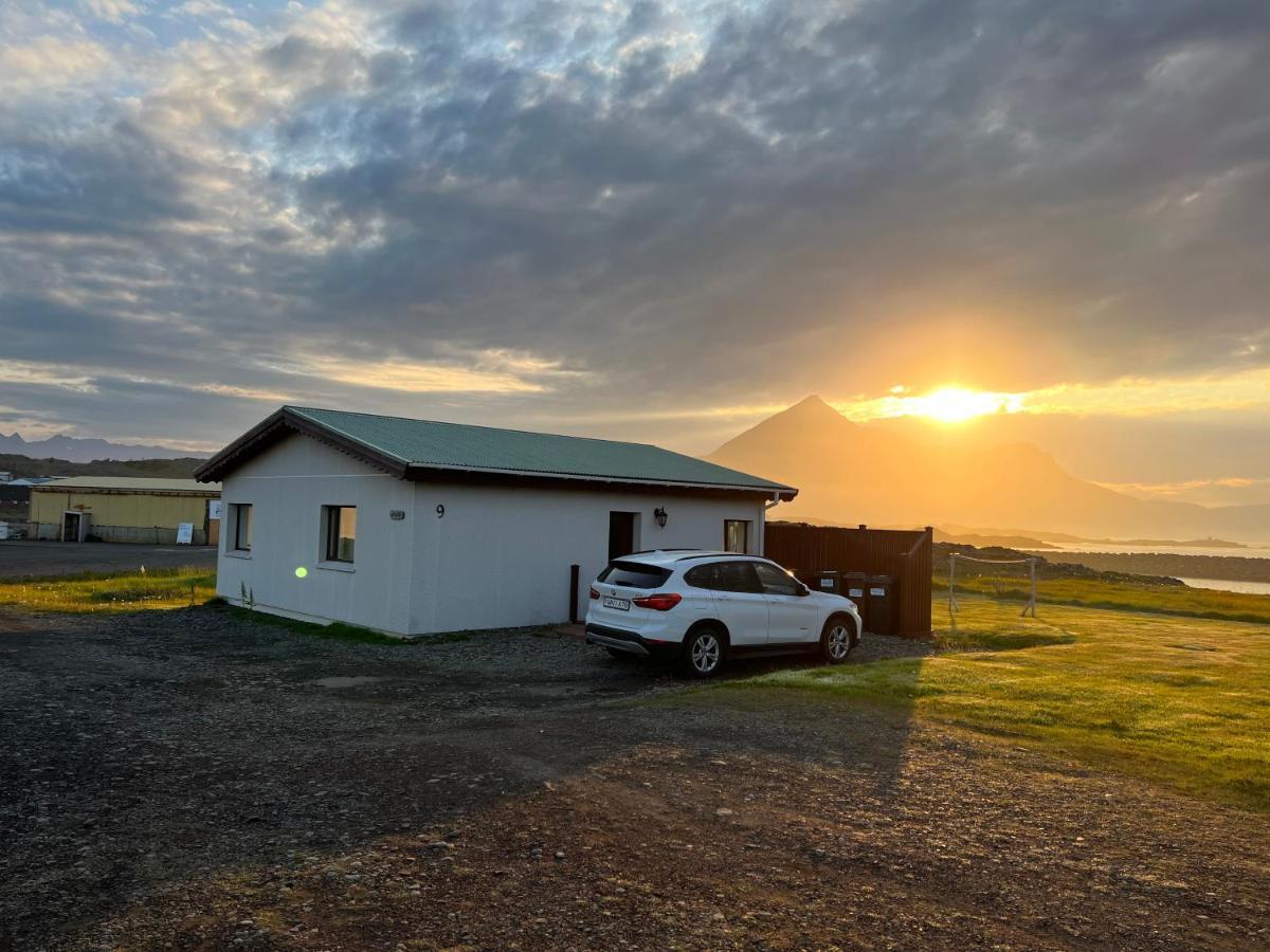 Amazing View Over The Ocean And Mountains Djúpivogur Extérieur photo